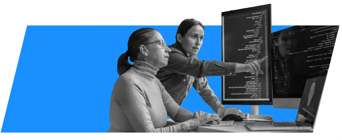 IT professionals working on a problem together