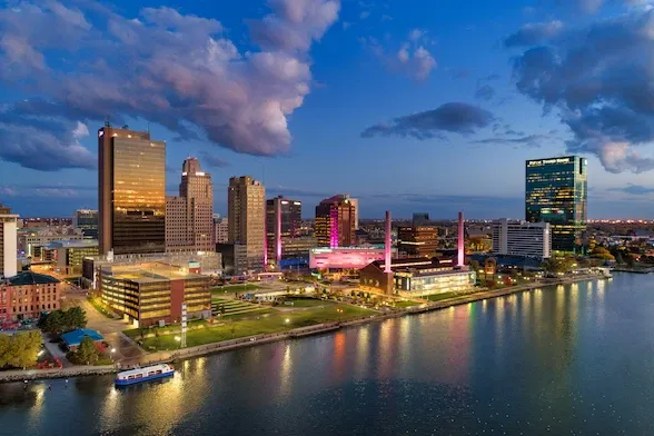 Columbus Ohio skyline at night
