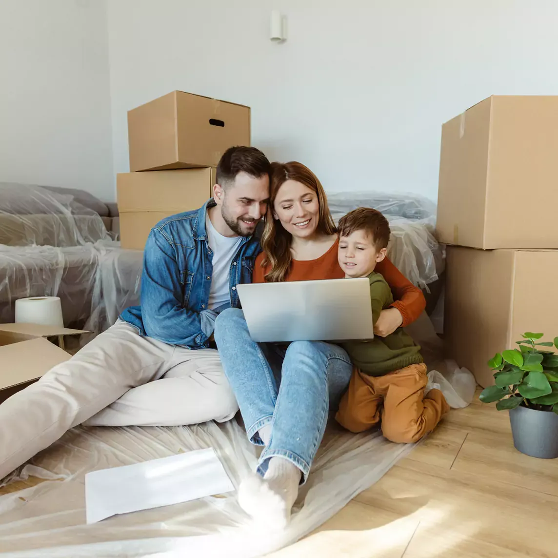 family in new home and internet