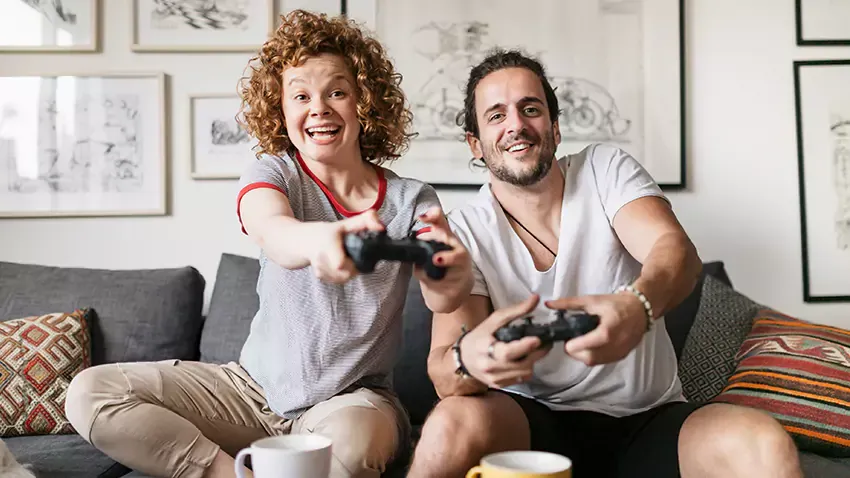 friends playing video games