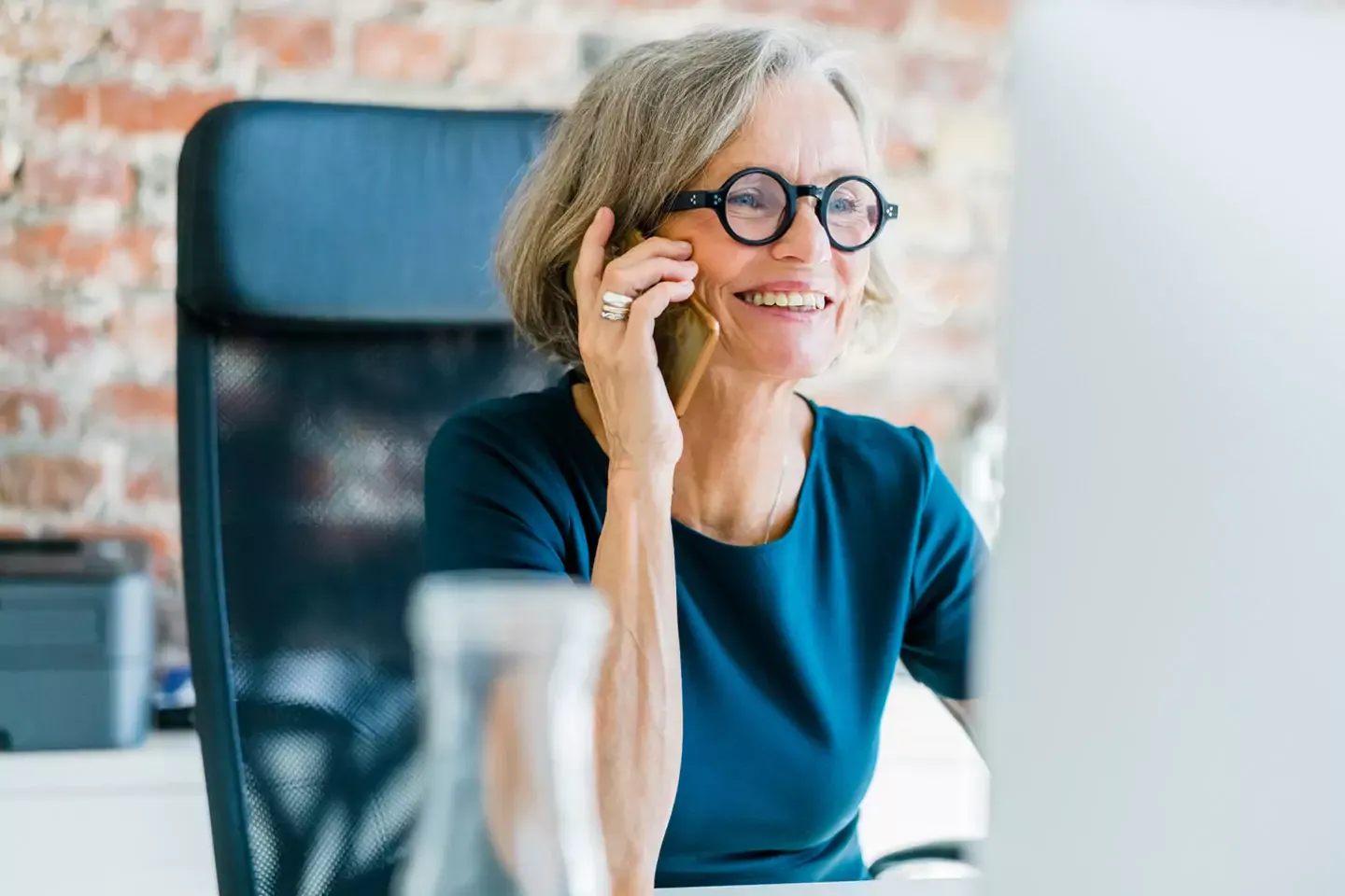 Woman researching pharmacy benefits.