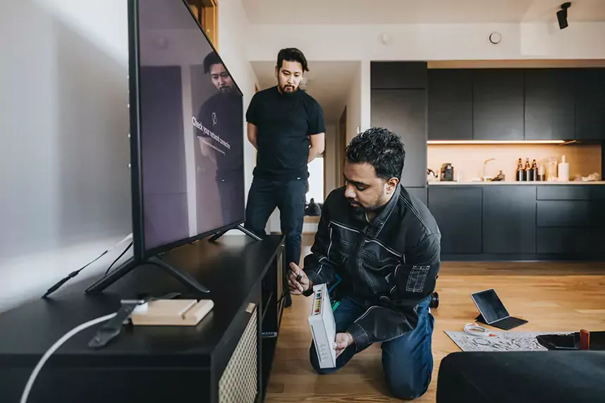 technician installing internet